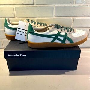 Onitsuka Tiger sneakers 9.5 Men’s 11 Womens